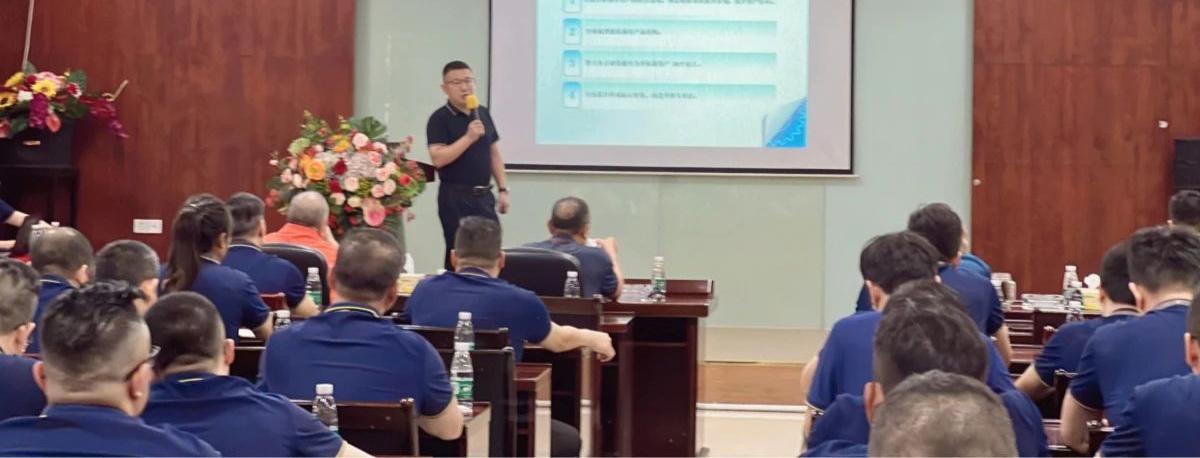 企業(yè)第二季度銷售總結會議及上半年銷售總結大會勝利召開